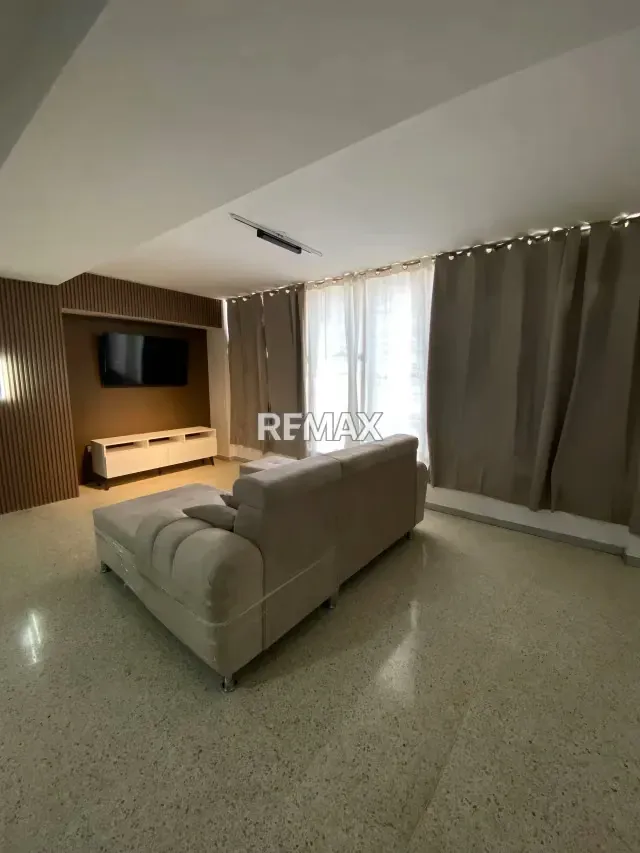 Bello y Espacioso Apartamento en Venta en Residencias Clodomira en CC Clodomira Calle 72 entre Av 4 Bella Vista y Av 8 Santa Rita en Maracaibo Zulia - 9