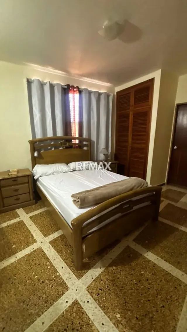 VENDO APARTAMENTO EN EDIFICIO INCARDI - 2