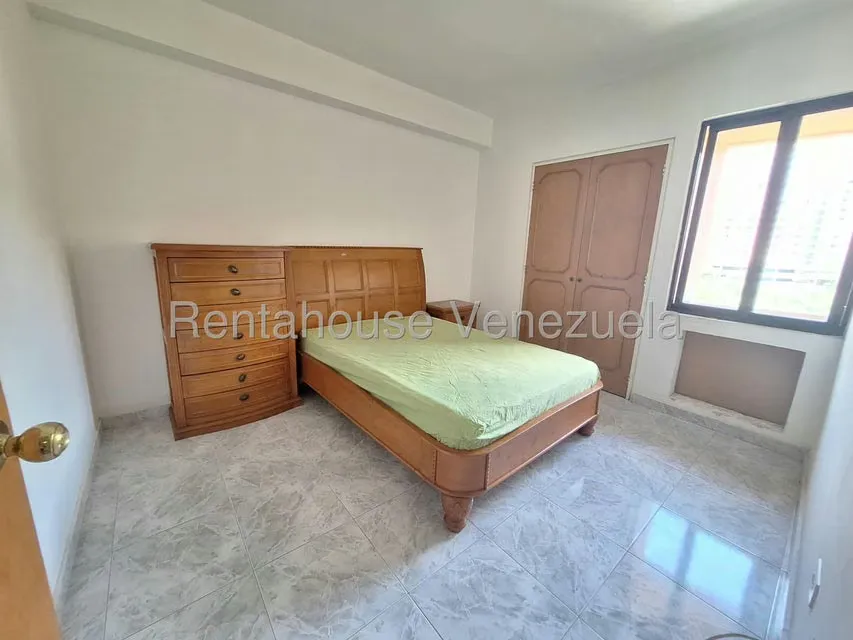Apartamento (1 Nivel) en Alquiler en La Trigaleña, Carabobo - 12