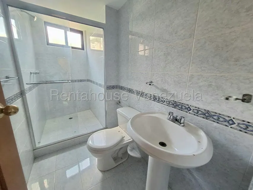Apartamento (1 Nivel) en Alquiler en La Trigaleña, Carabobo - 13