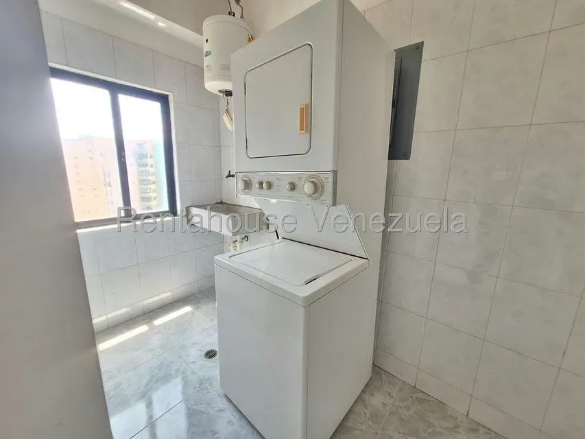 Apartamento (1 Nivel) en Alquiler en La Trigaleña, Carabobo - 16