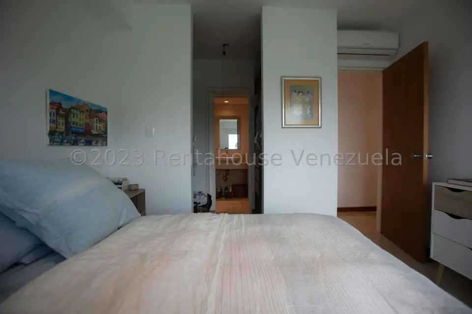 Apartamento (1 Nivel) en Venta en La Lagunita Country Club, Distrito Metropolitano - 12