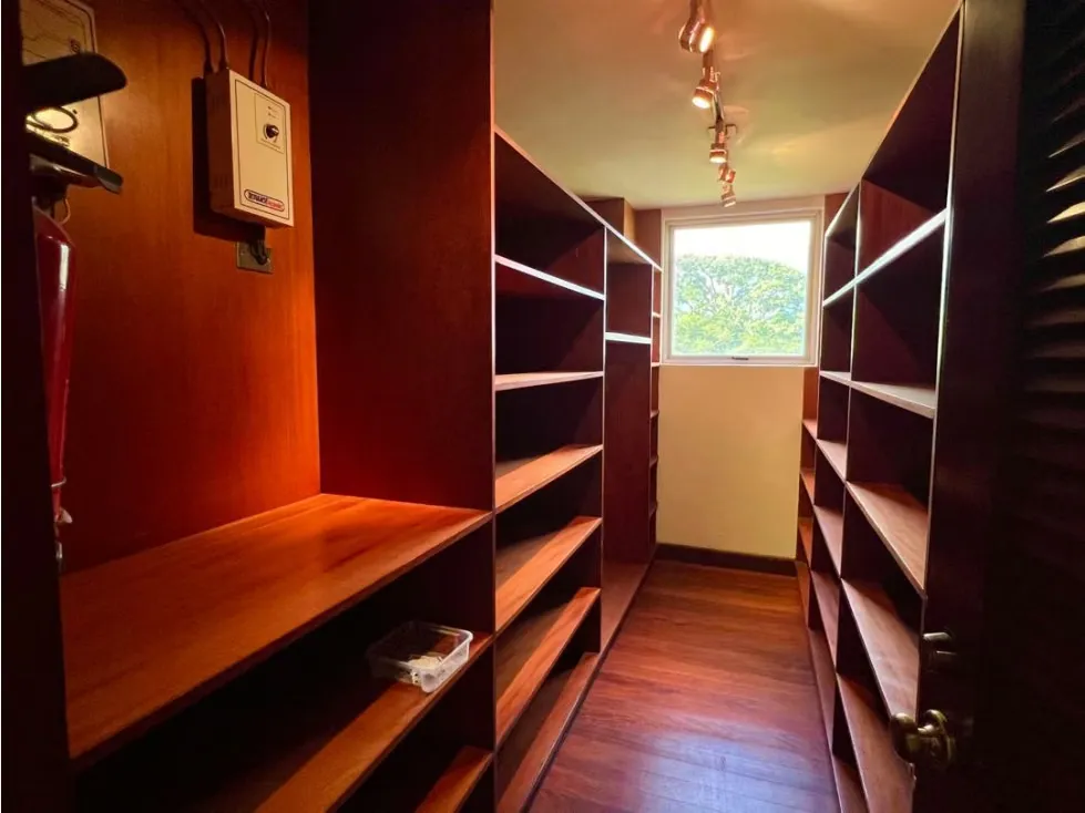 En Venta Apartamento en Valle Arriba. Baruta - Caracas - 26