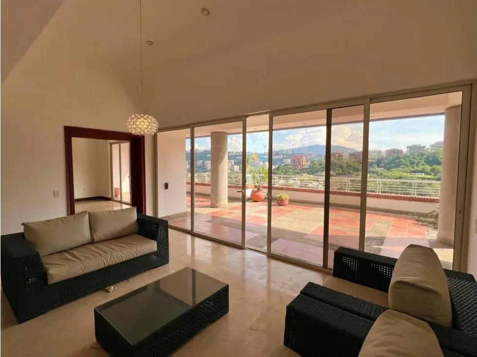 En Venta Apartamento en Valle Arriba. Baruta - Caracas - 7