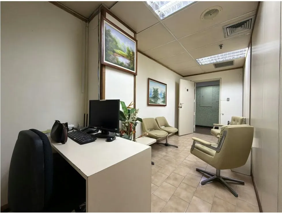 Alquilo oficina amoblada 50m2 Centro Profesional el Paraiso 8399 - 10
