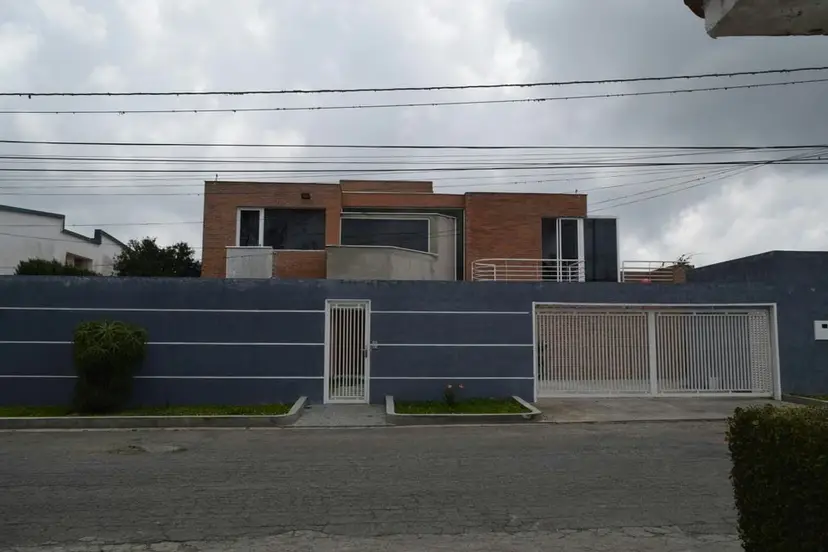Casa (1 Nivel) en Venta en Club de Campo, Miranda