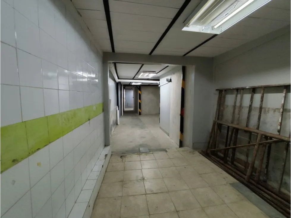 Alquilo casa 400m2 Los Chorros 2847 - 28