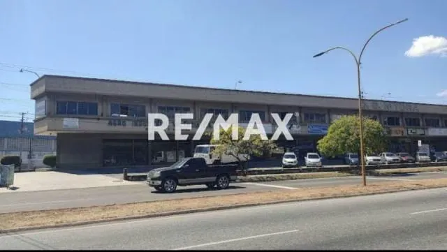 Local Comercial # 32 en Alquiler C.C. Mycra av. Michelena - 2