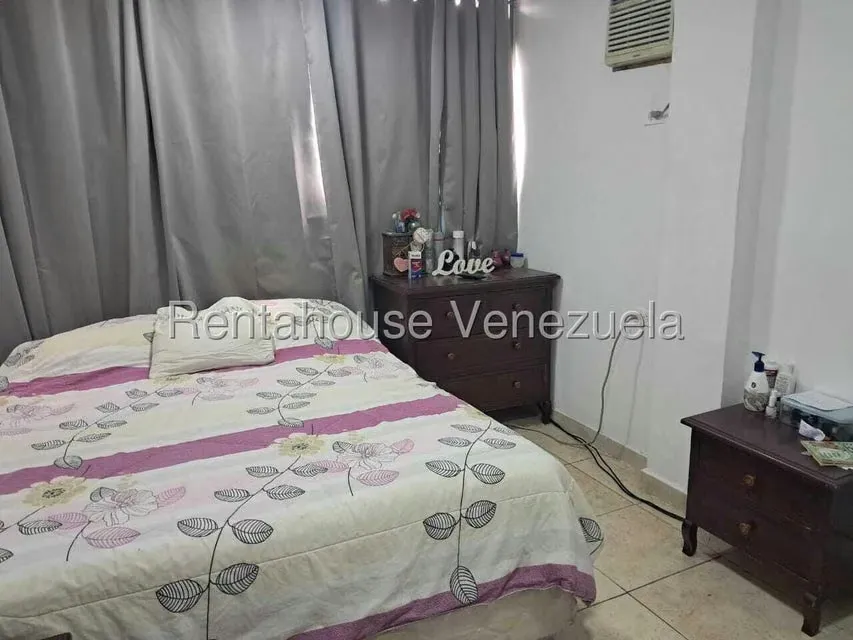 Apartamento (1 Nivel) en Venta en Lomas de Urdaneta, Distrito Metropolitano - 3