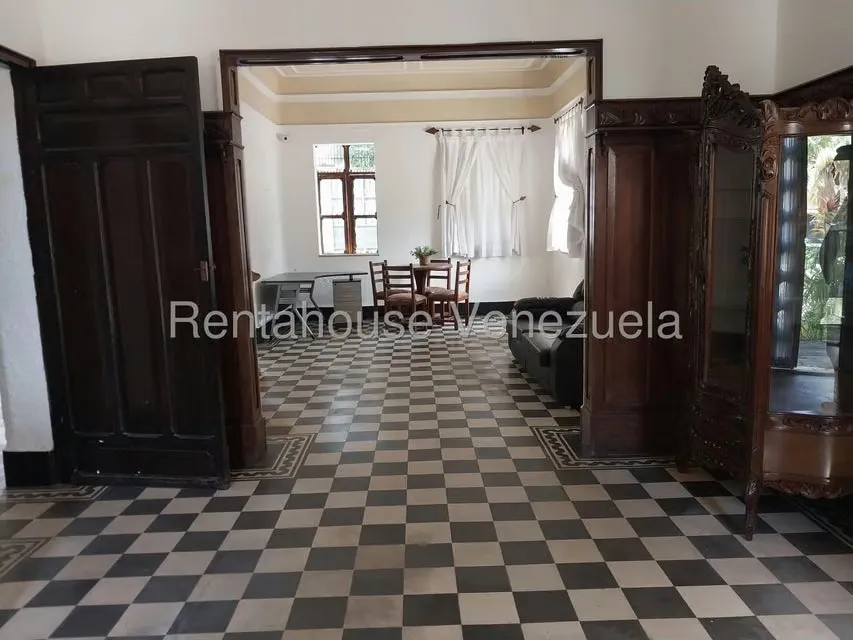 Local Comercial en Venta en Avenida Bolivar Norte, Carabobo - 4