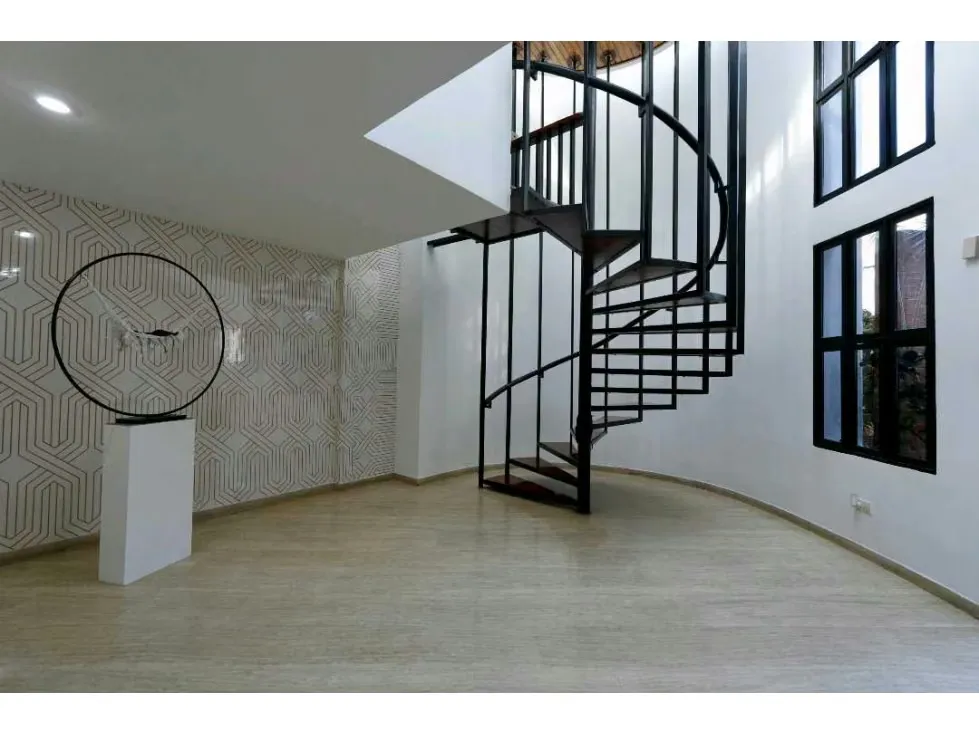 Hermosa casa en venta ubicada en Cumbres de Curumo BARUTA - 13