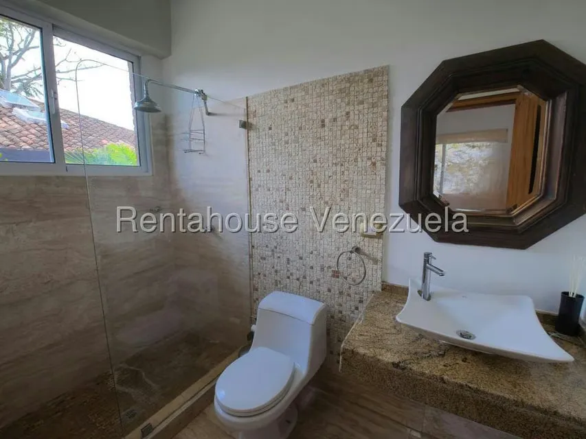 Casa (Duplex) en Venta en La Lagunita Country Club, Distrito Metropolitano - 31