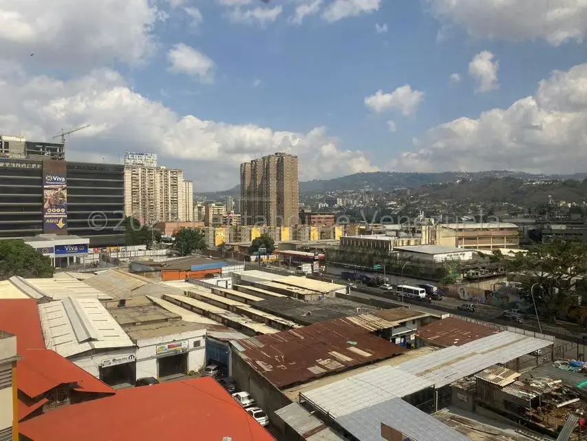 Comercial (Edificio) en Venta en Los Dos Caminos, Distrito Metropolitano - 14