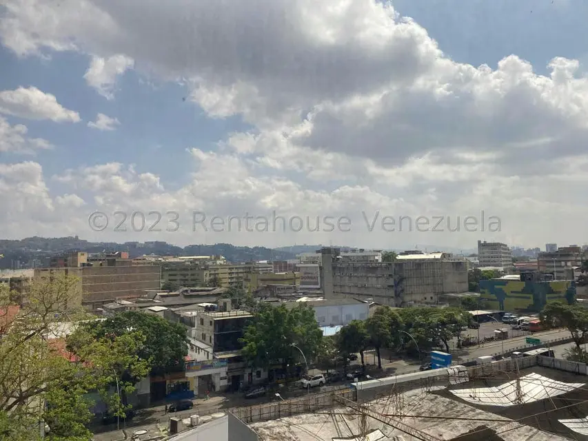 Comercial (Edificio) en Venta en Los Dos Caminos, Distrito Metropolitano - 18