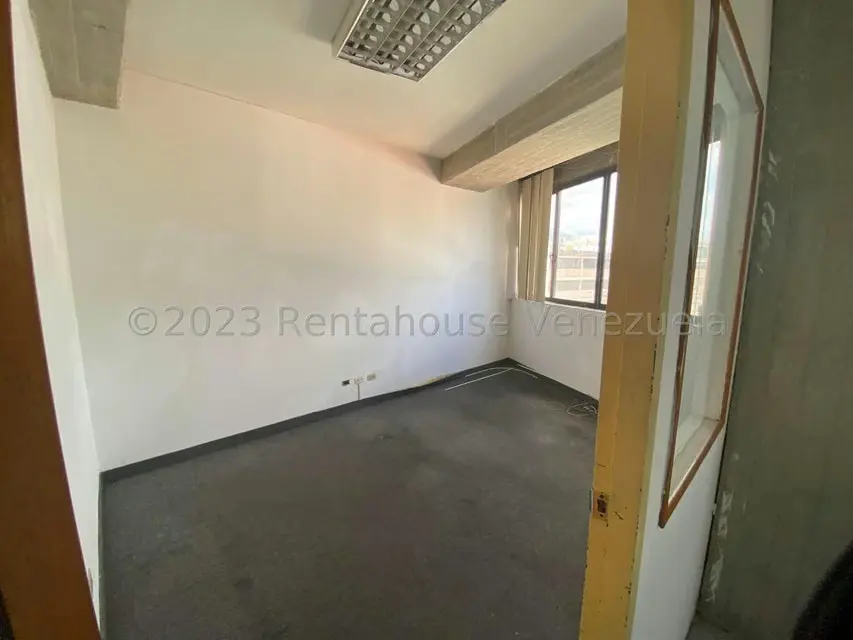 Comercial (Edificio) en Venta en Los Dos Caminos, Distrito Metropolitano - 23