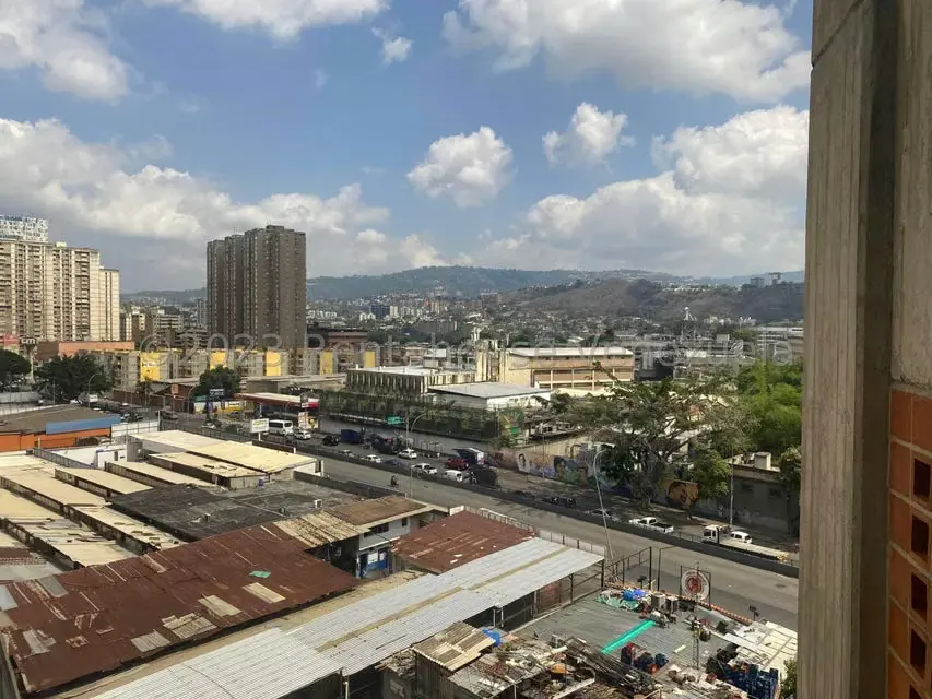 Comercial (Edificio) en Venta en Los Dos Caminos, Distrito Metropolitano - 30