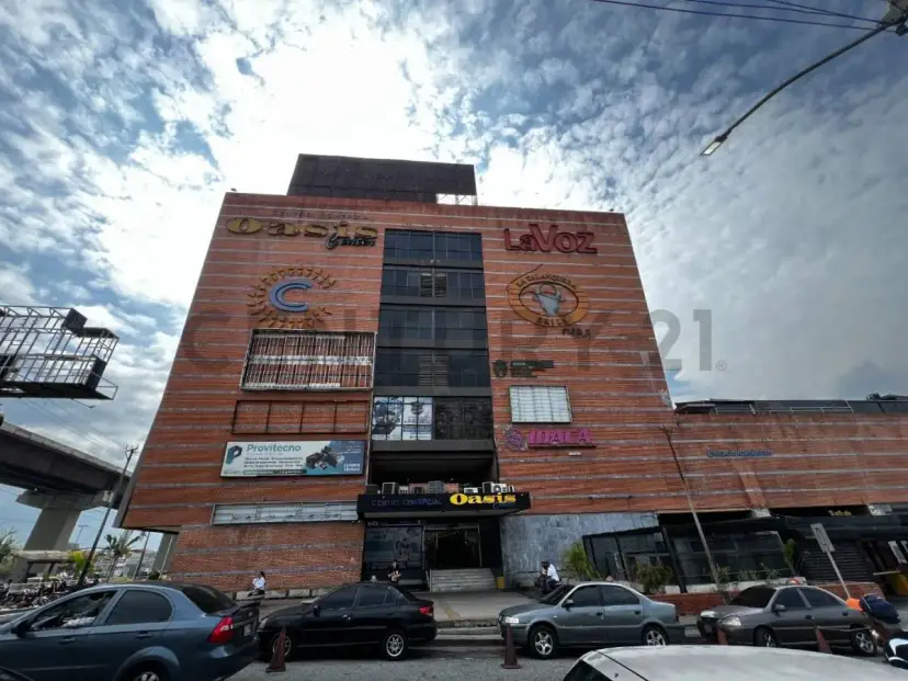Venta local comercial en el Centro Comercial Oasis Center