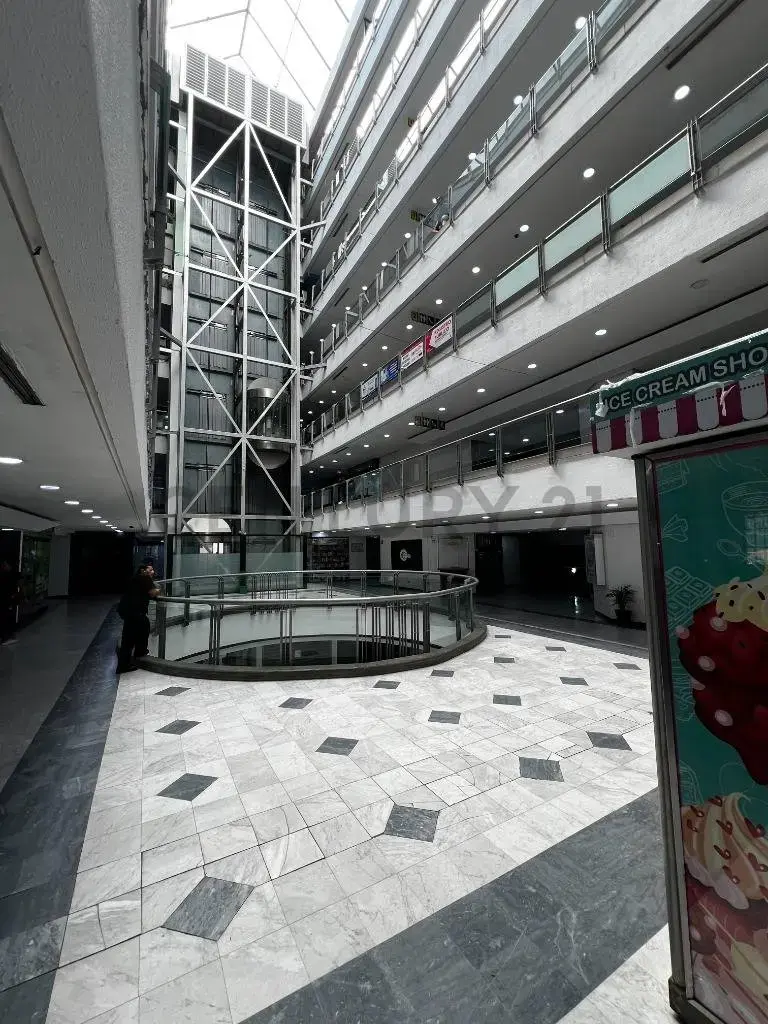 Venta local comercial en el Centro Comercial Oasis Center - 2