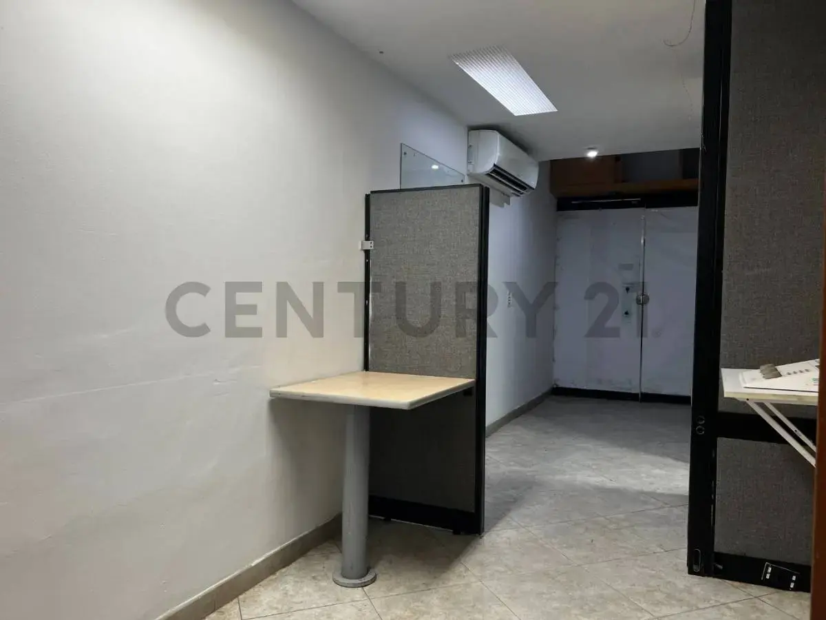 Venta local comercial en el Centro Comercial Oasis Center - 6