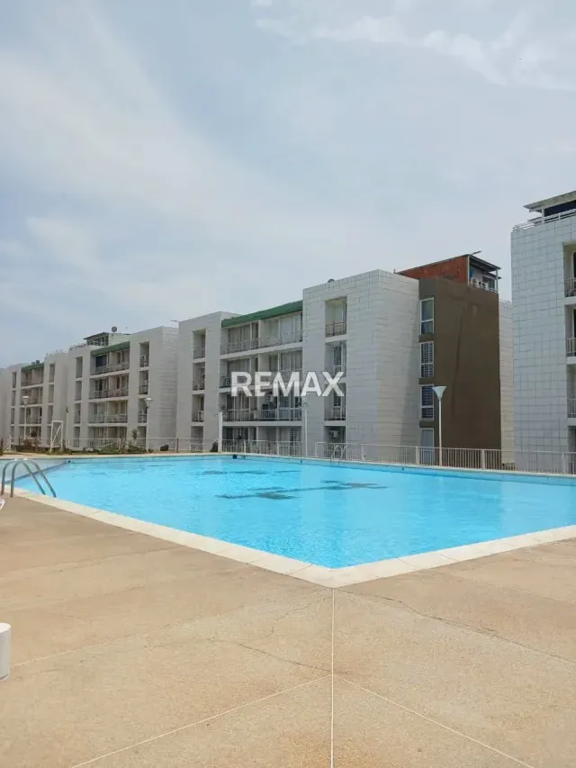 EN VENTA APARTAMENTO PARA MODERNIZAR UBICADO EN PISO BAJO EN RESIDENCIAS BOSQUE DEL REMANSO AV. COSTANERA NVA BARCELONA - 14