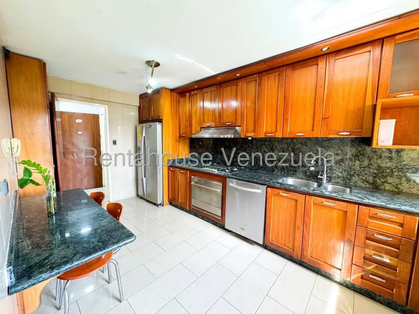 Apartamento (1 Nivel) en Venta en La Urbina, Distrito Metropolitano - 17