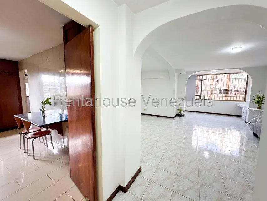 Apartamento (1 Nivel) en Venta en La Urbina, Distrito Metropolitano - 5