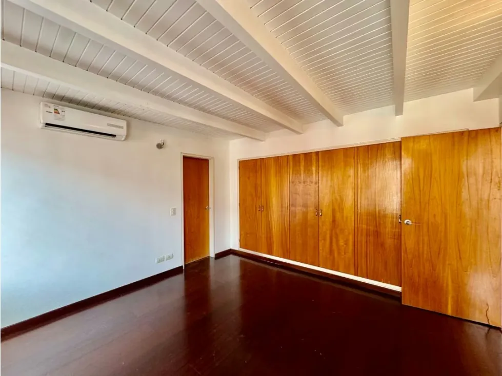 Se alquila apto 120m2 2h/3b/2p Campo Alegre - 12