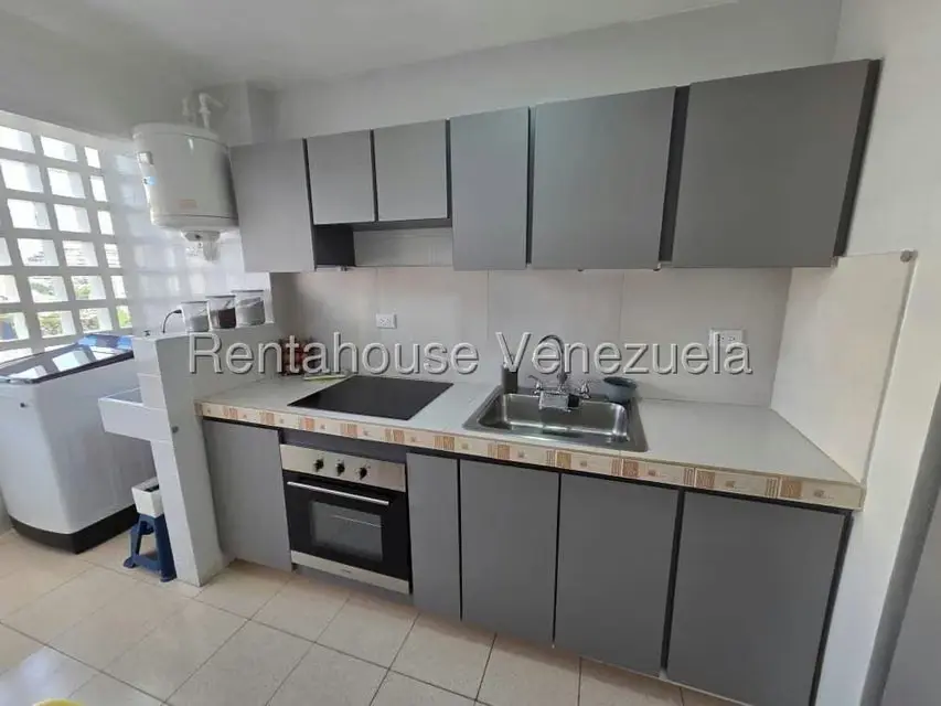 Apartamento (1 Nivel) en Venta en Parroquia Santa Teresa, Distrito Metropolitano - 13