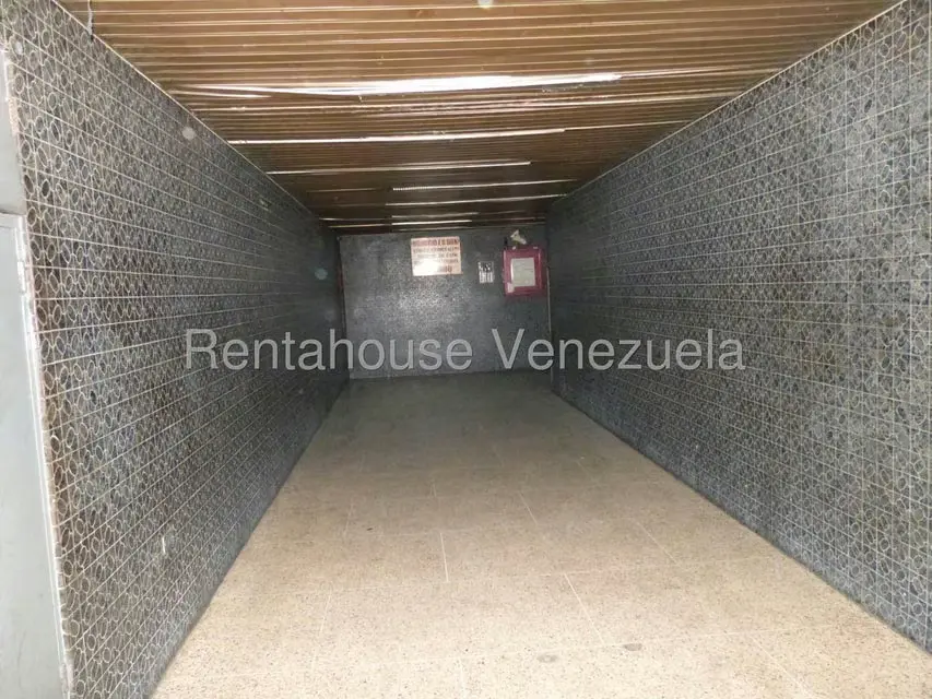 Edificio en Venta en Parroquia Catedral, Distrito Metropolitano - 11