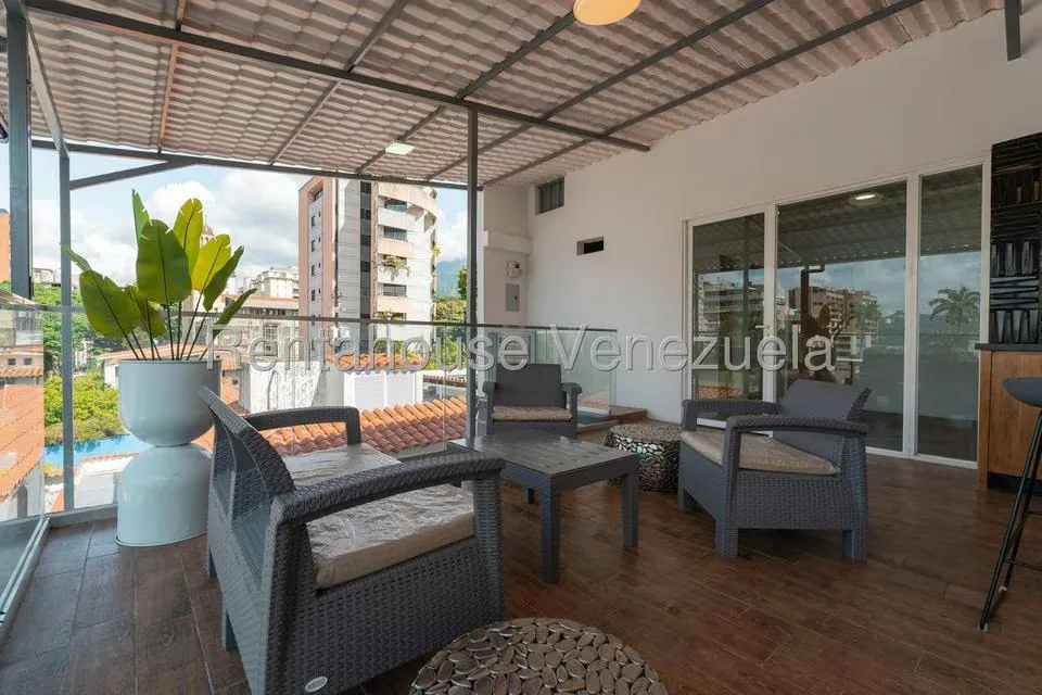 Casa (Multipes Niveles) en Venta en Santa Eduvigis, Distrito Metropolitano - 32