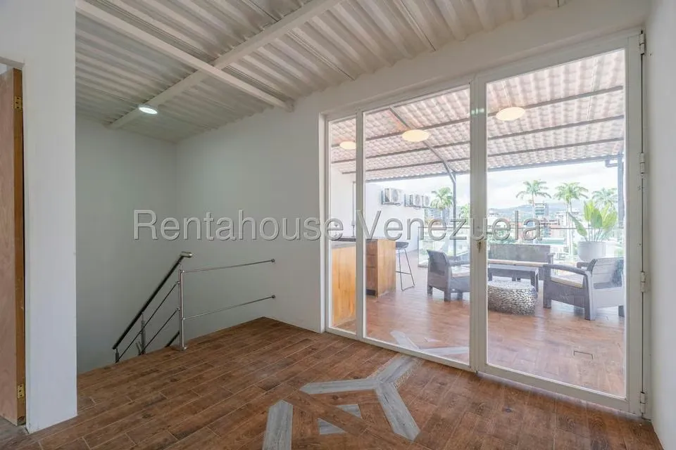 Casa (Multipes Niveles) en Venta en Santa Eduvigis, Distrito Metropolitano - 33