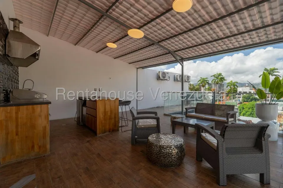 Casa (Multipes Niveles) en Venta en Santa Eduvigis, Distrito Metropolitano - 34