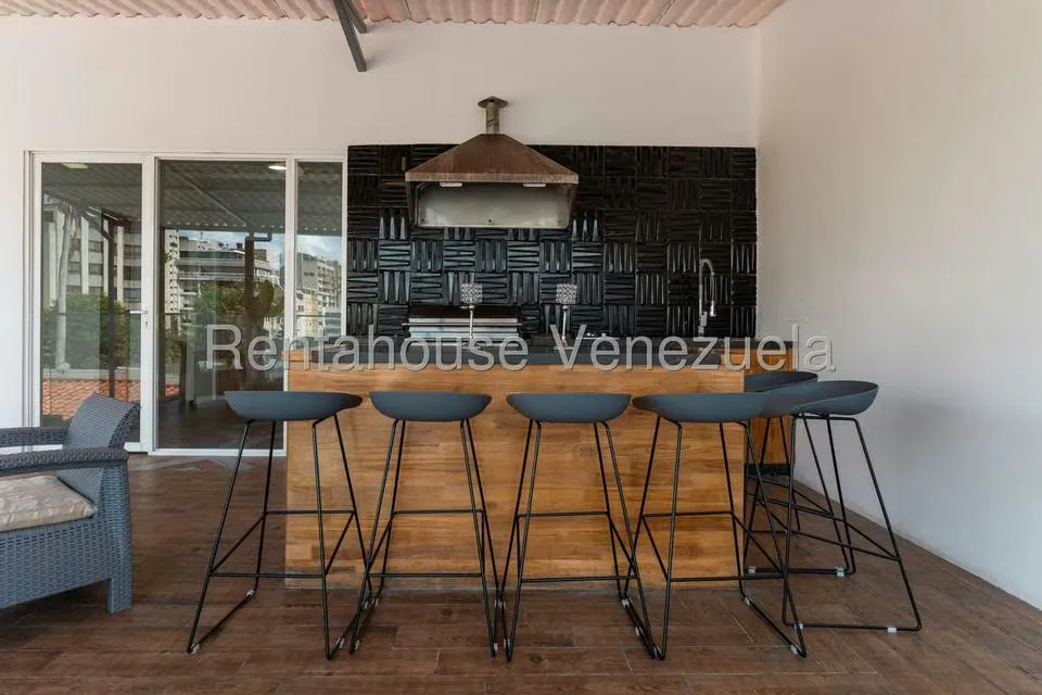 Casa (Multipes Niveles) en Venta en Santa Eduvigis, Distrito Metropolitano - 35