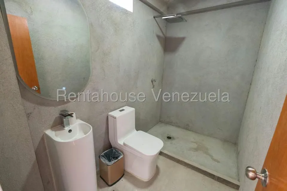 Casa (Multipes Niveles) en Venta en Santa Eduvigis, Distrito Metropolitano - 38