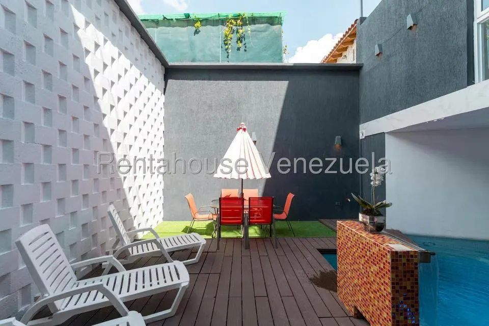 Casa (Multipes Niveles) en Venta en Santa Eduvigis, Distrito Metropolitano - 42