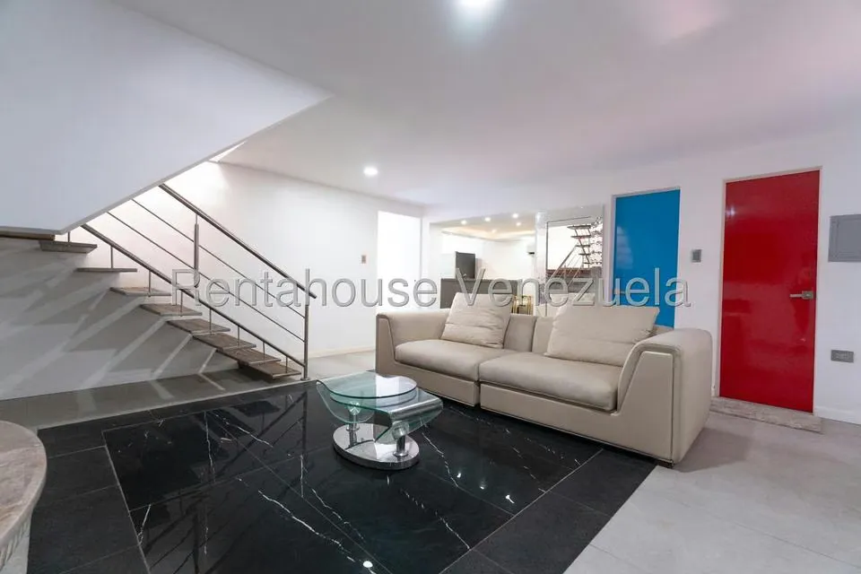 Casa (Multipes Niveles) en Venta en Santa Eduvigis, Distrito Metropolitano - 44