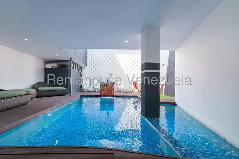 Casa (Multipes Niveles) en Venta en Santa Eduvigis, Distrito Metropolitano - 47