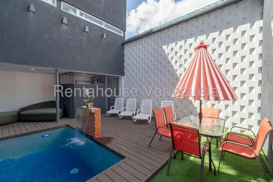 Casa (Multipes Niveles) en Venta en Santa Eduvigis, Distrito Metropolitano - 53