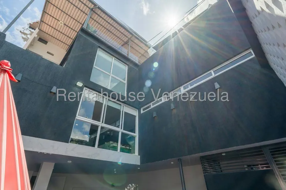 Casa (Multipes Niveles) en Venta en Santa Eduvigis, Distrito Metropolitano - 54