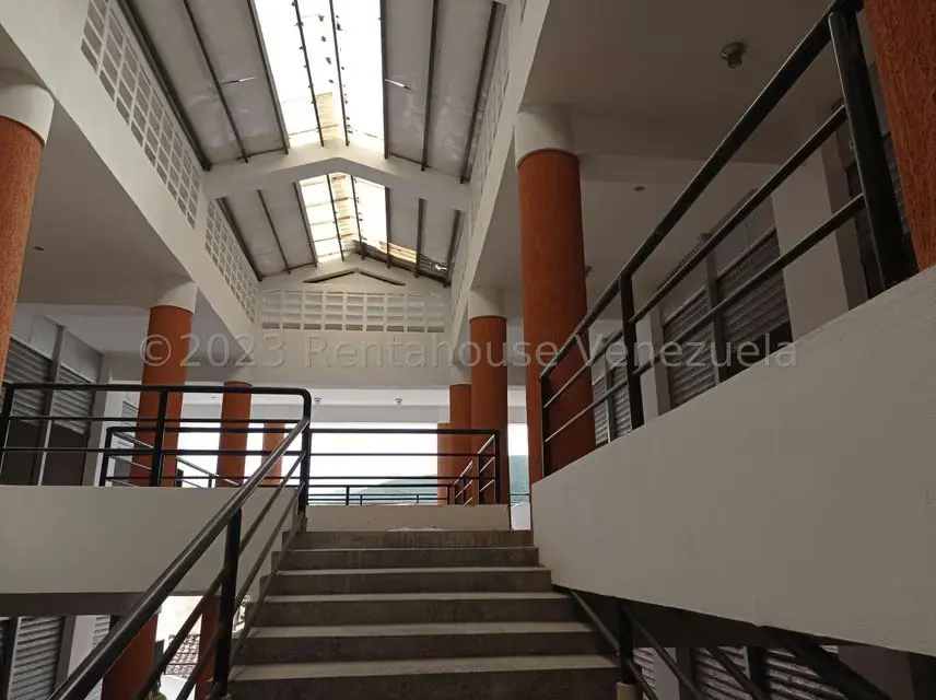 Local Comercial en Alquiler en Centro, Aragua - 9