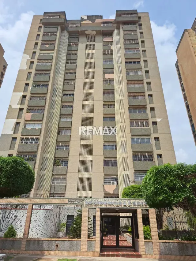 VENTA DE APARTAMENTO CONJUNTO RESIDENCIAL LA PECERA