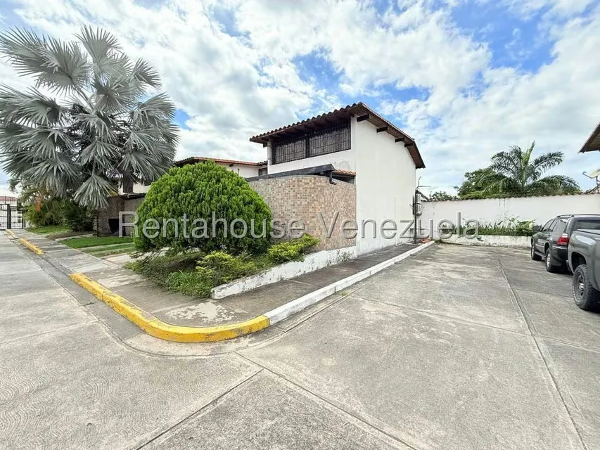 Casa (Duplex) en Venta en Centro, Lara - 2