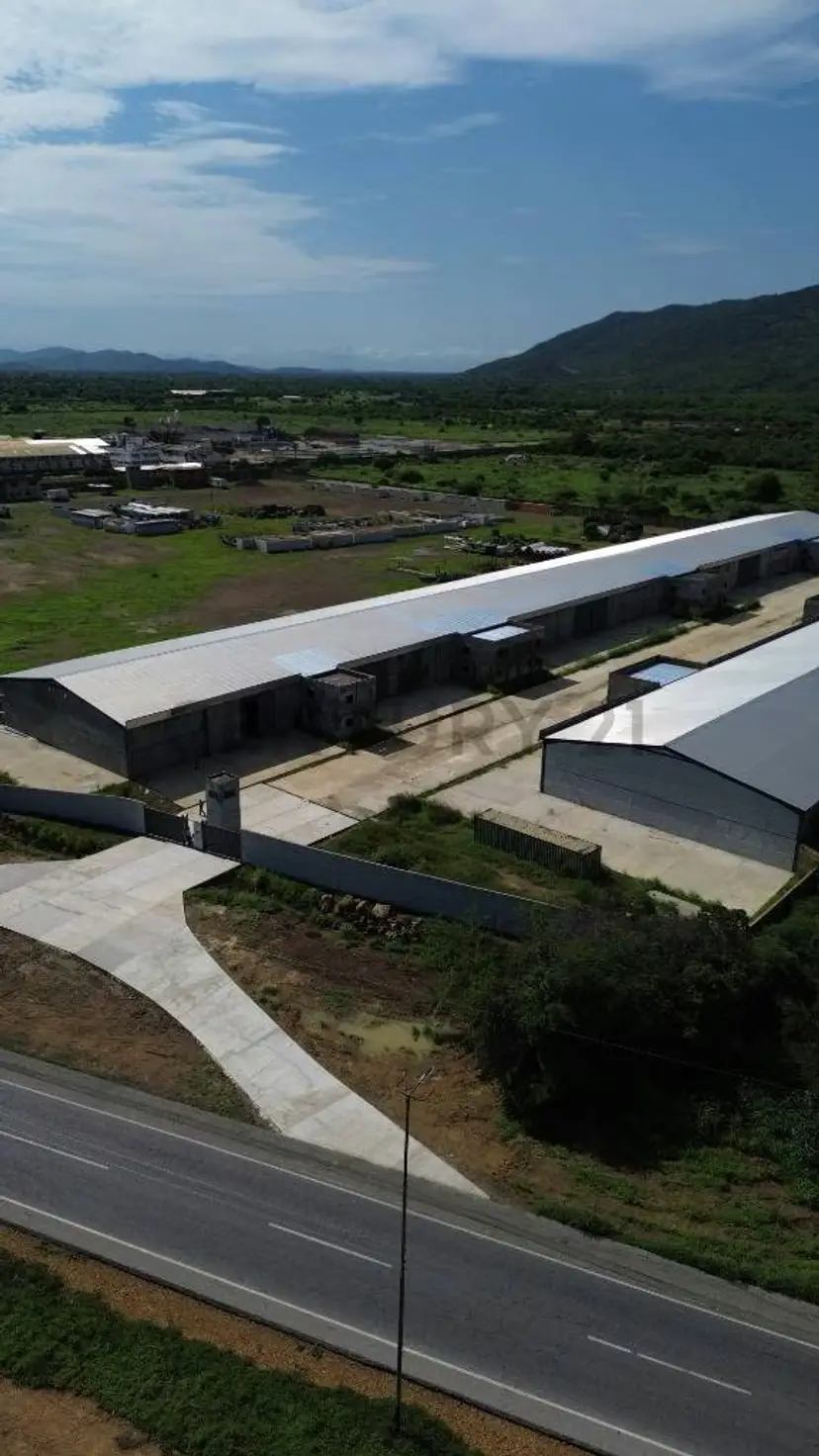 Oportunidad de inversión con facilidades de pago-Cond. Industrial Oasis Park