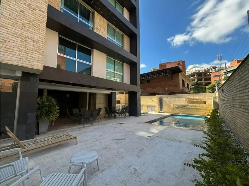 Se vende Apto PH 573m² 4h+s/6b+s/6p Los Naranjos de Las Mercedes