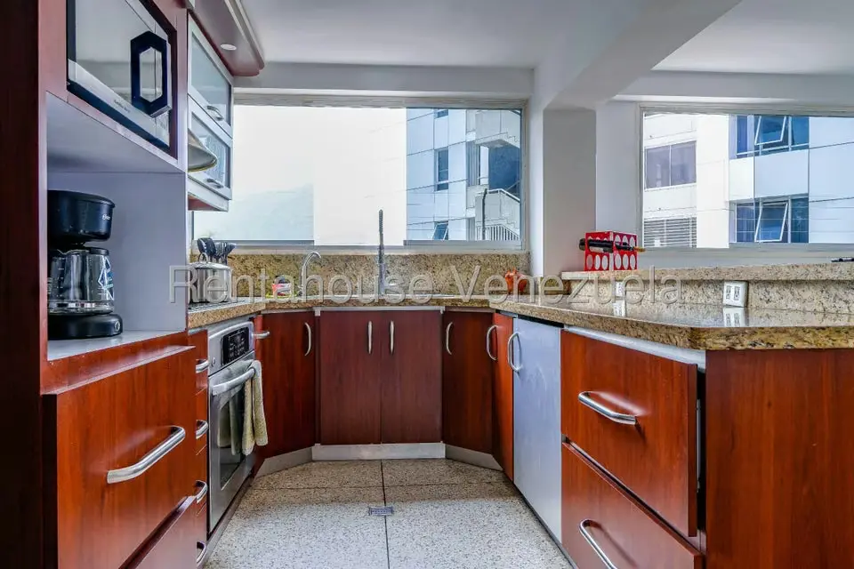 Edificio en Venta en Colinas de Bello Monte, Distrito Metropolitano - 13