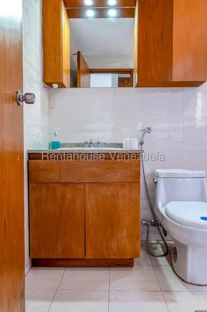 Edificio en Venta en Colinas de Bello Monte, Distrito Metropolitano - 36