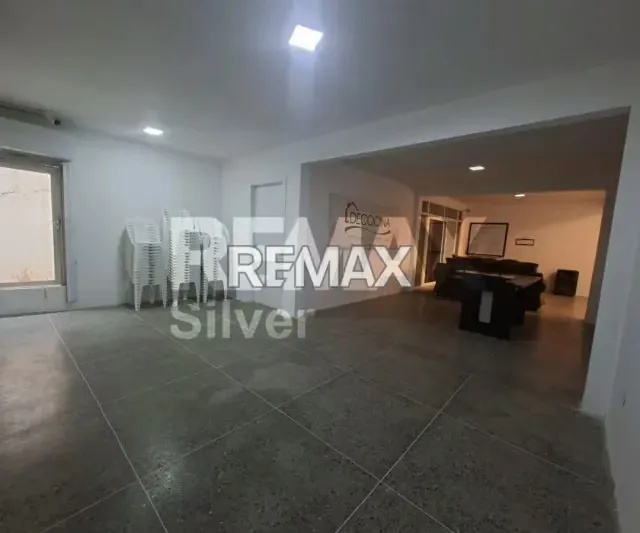 LOCAL COMERCIAL AV UNIVERSIDAD - 3