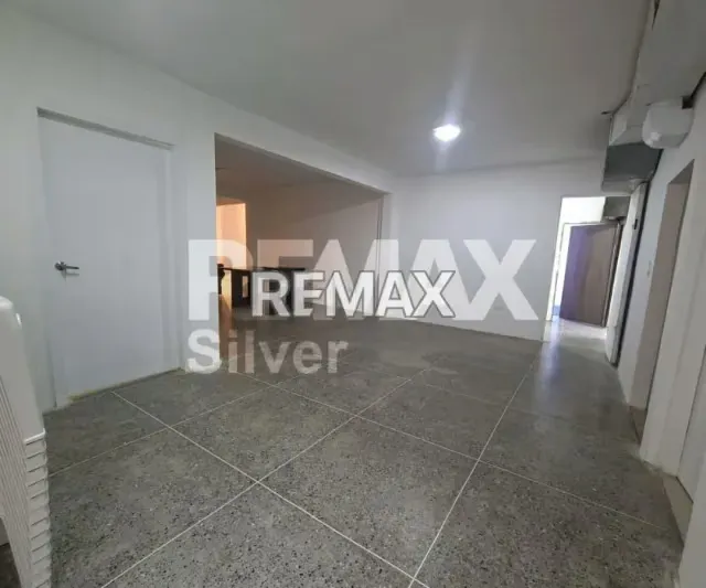 LOCAL COMERCIAL AV UNIVERSIDAD - 10