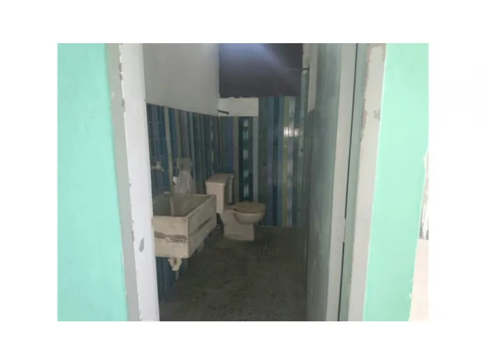 Alquilo depósito/galpon 130m2 El Llanito 4724 - 4