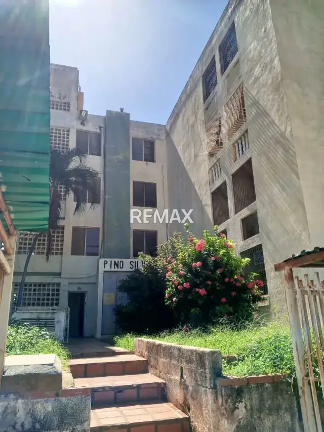 En alquiler apartamento en El Conjunto Residencial El Pinar, piso bajo, Maracaibo